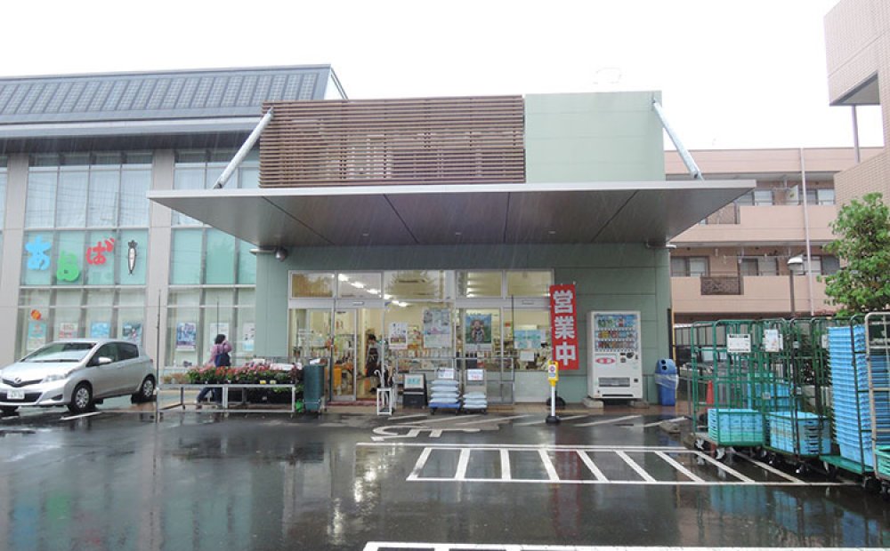 玄米の店頭精米も行っている