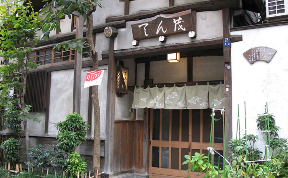 風情を感じる店構え