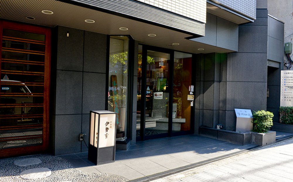 老舗ながら店舗は現代風