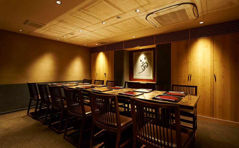 ゆったりとした個室も完備