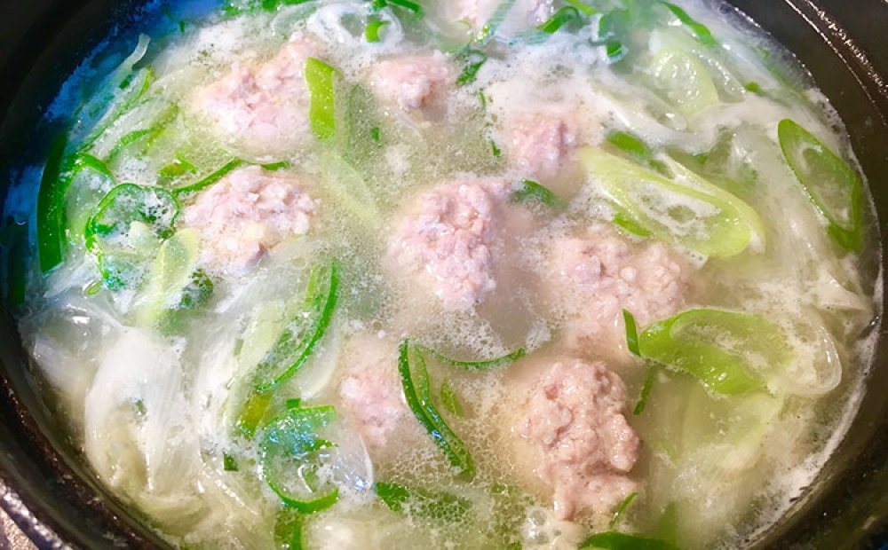 寒い時期には葛飾葱鍋を