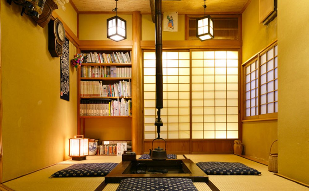 囲炉裏を囲んで奥多摩民話を