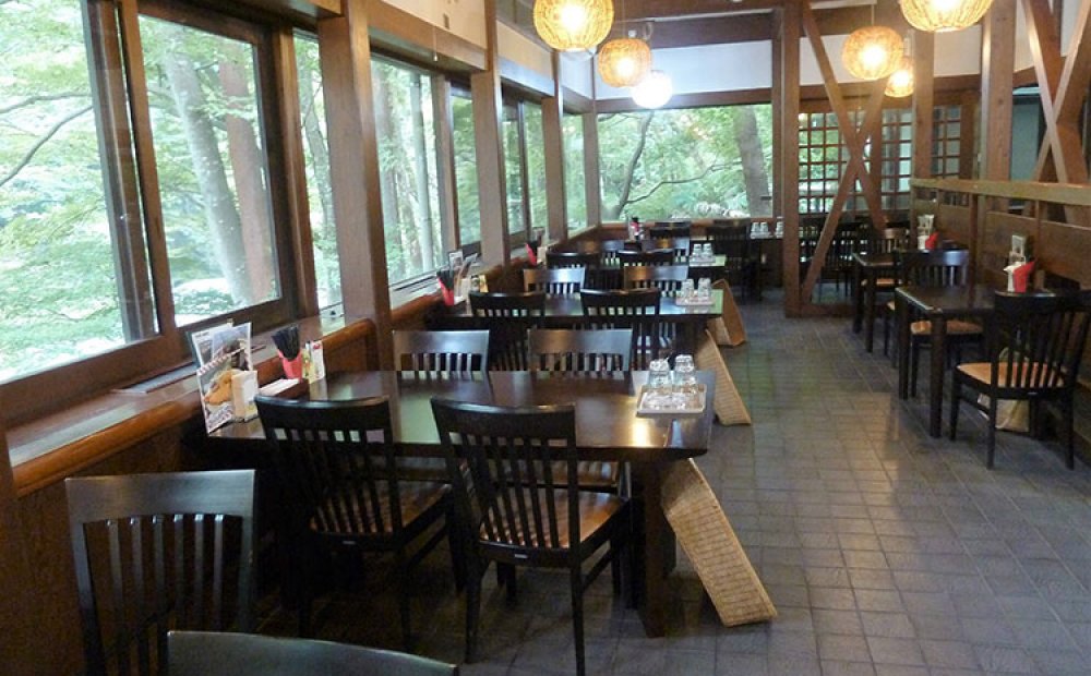 多摩川を眺める景色も魅力