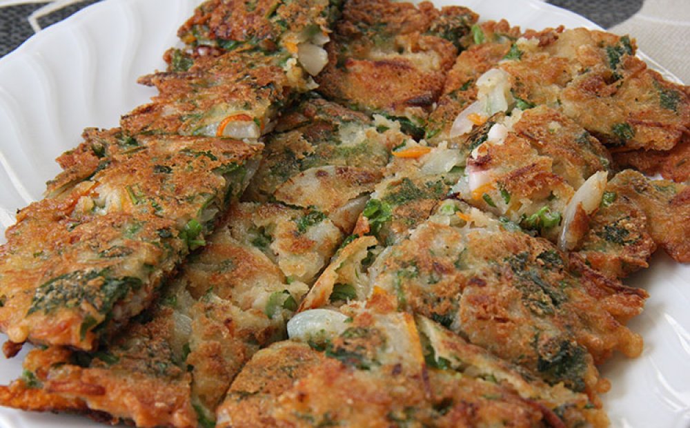 赤イカ入りのあしたばチヂミ