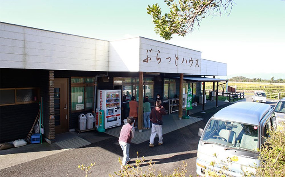 名前どおりぶらっと立ち寄れる店