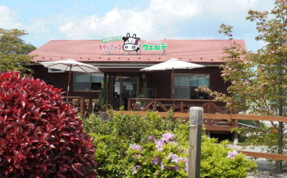 天気のいい日はテラス席で