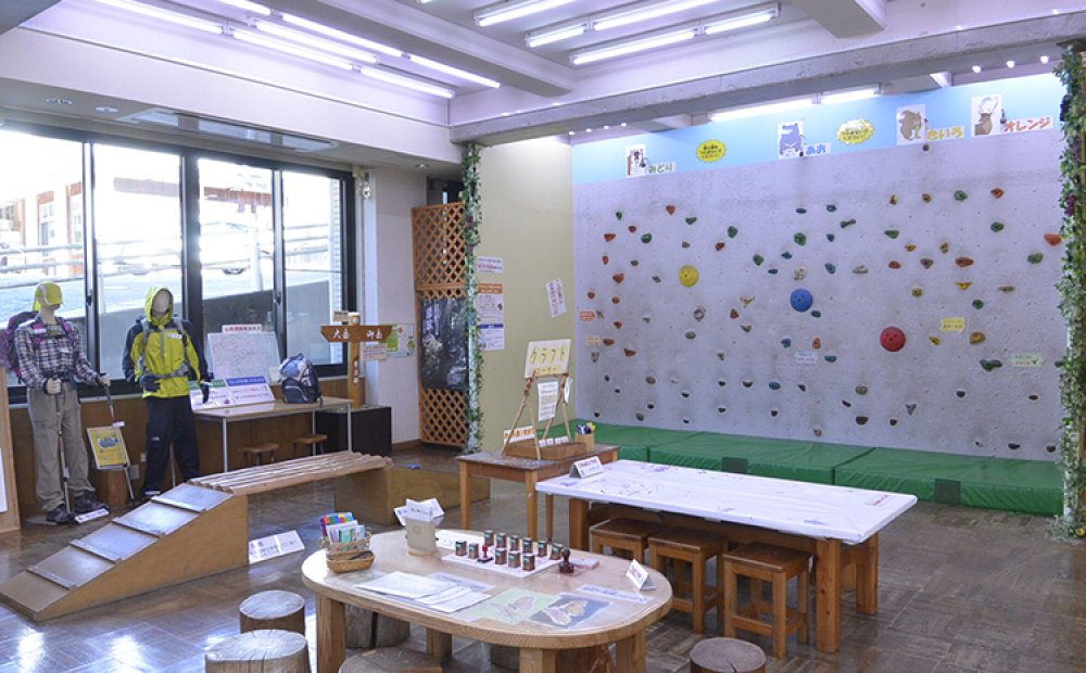 ハイキングに役立つ山岳情報も発信している