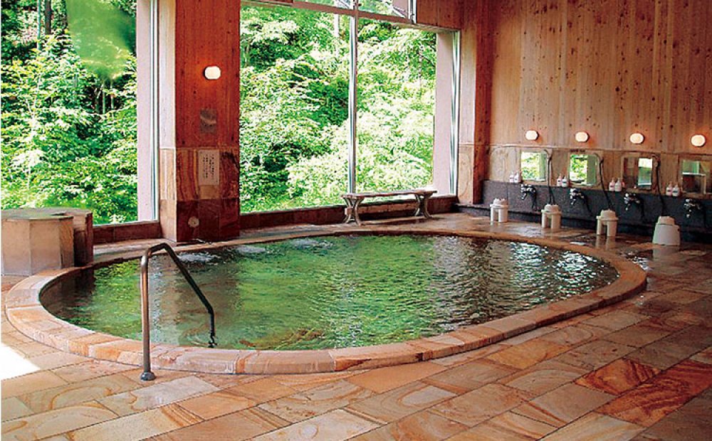 洋風の生涯青春の湯