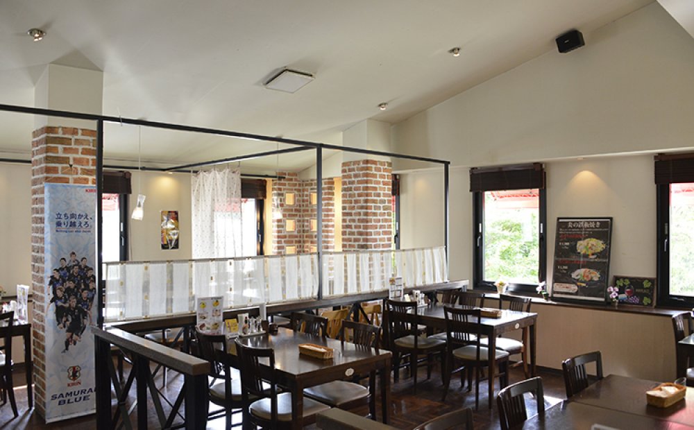 広々とした店内でくつろげる