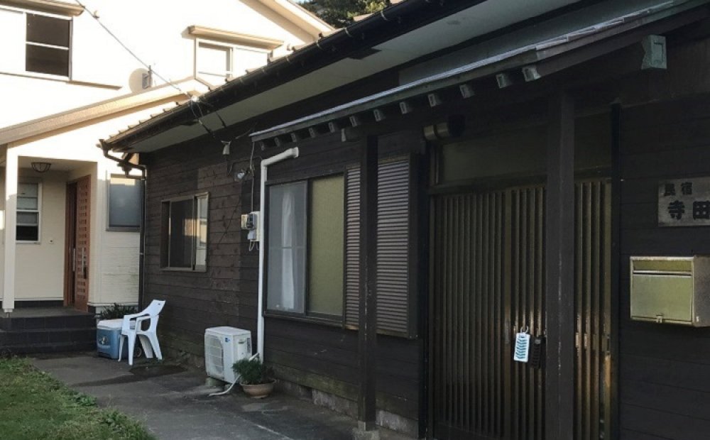 旧館（手前）と2010年にオープンした新館（奥）