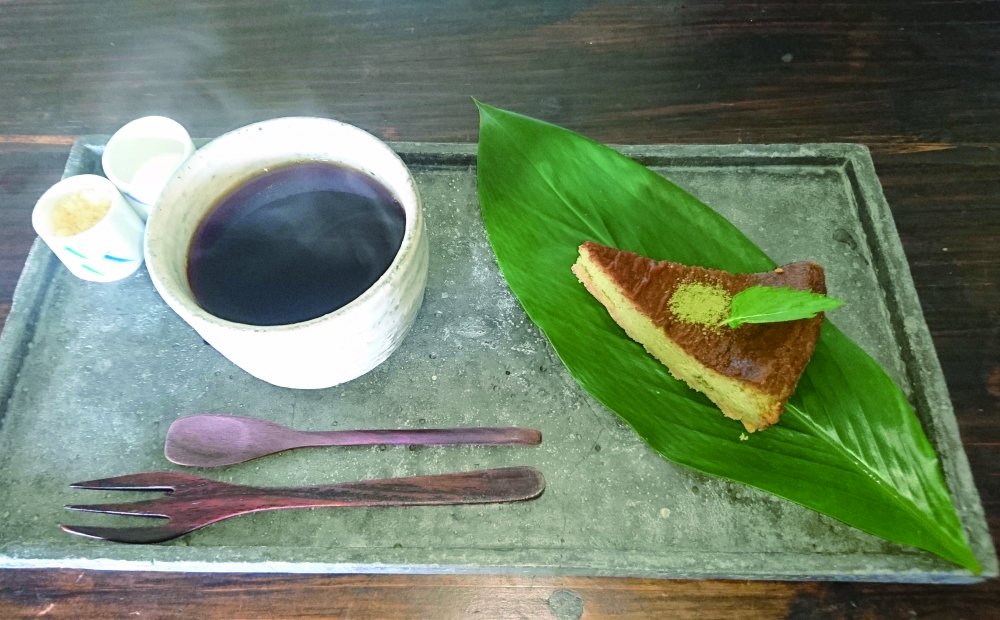 明日葉チーズケーキセット