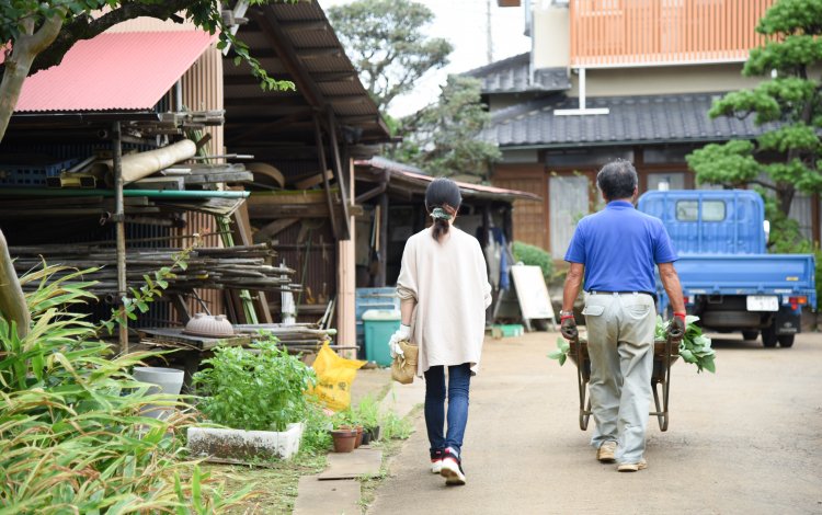 土や作物にふれて感じる、大地の息吹