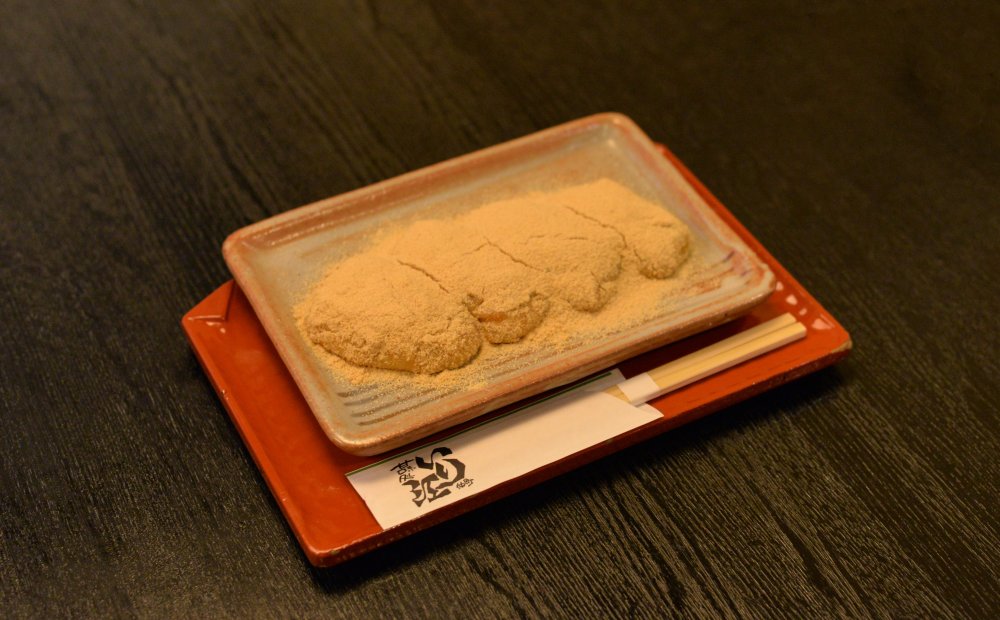 手作りのお餅が美味しい、ほっとする味の「あべ川」。