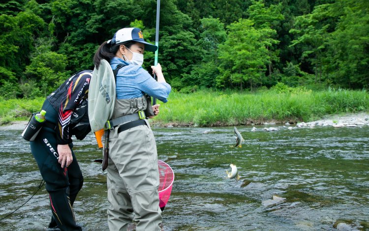 鮎釣りにチャレンジ！