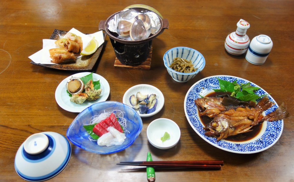 八幡荘（やはたそう）の夕食①