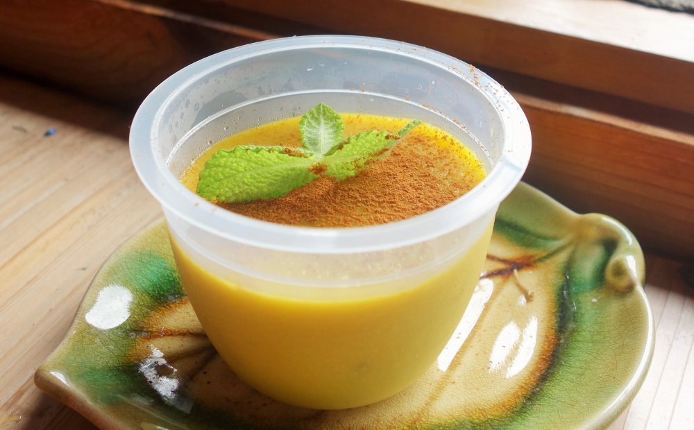 季節のデザート（写真はかぼちゃ豆乳プリン）