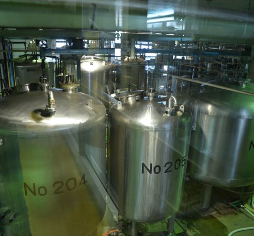 縦型工場でつくられるお酢