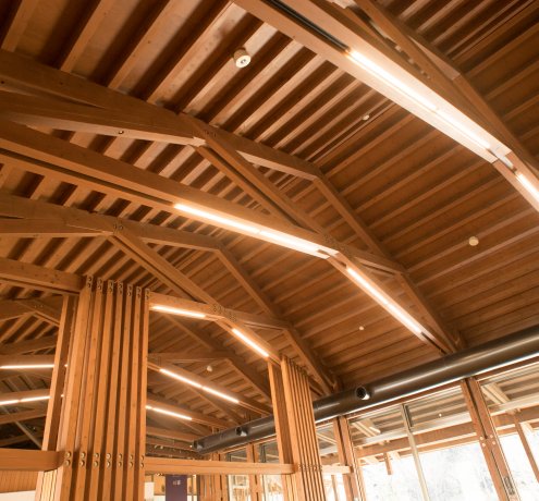 多摩産材で造られた施設