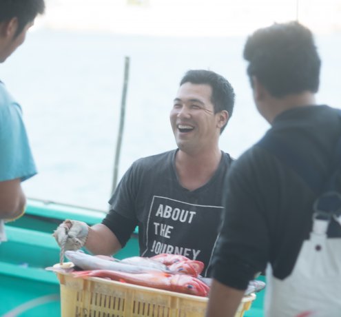 1回の量で1トンが普通、次々に運ばれる魚たち