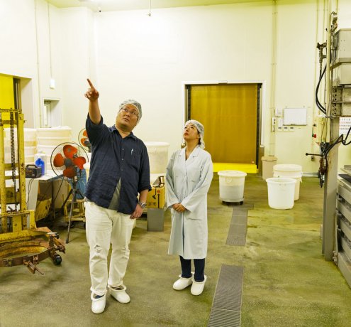 まるで鍾乳洞？！工場の爽やかな空気