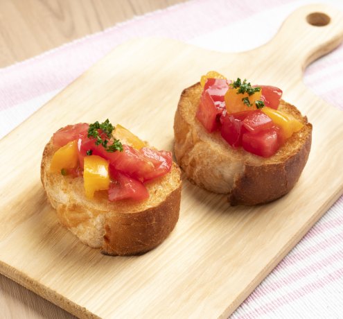 簡単トマトレシピ「ブルスケッタ」にチャレンジ！