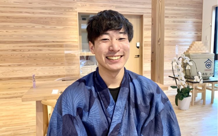 さて、「にほんしゅ」のふたりは、敷地内のゲストハウス酒坊“SHUBOU”-多満自慢-」に向かいます。
