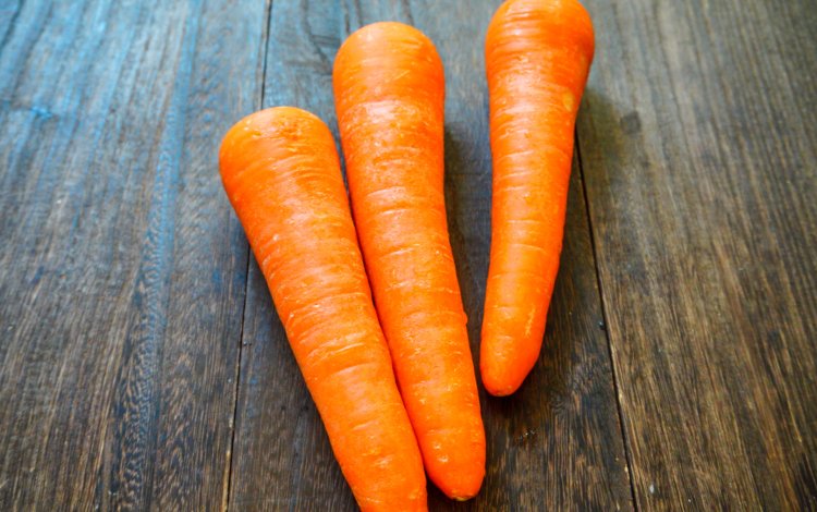 食欲をかき立てる『橙色』