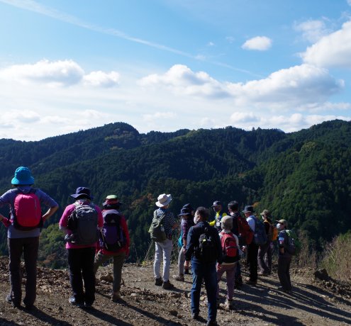 愛宕山分岐点にて