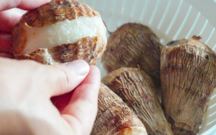 蒸して皮を剥いてみよう！ツルッと剥けたかな？