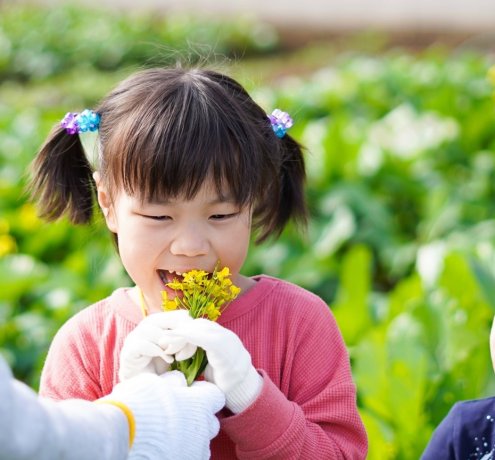 土に触れる心地よさ、思いがけない発見に満ちている