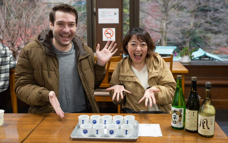 お楽しみの利き酒タイム！