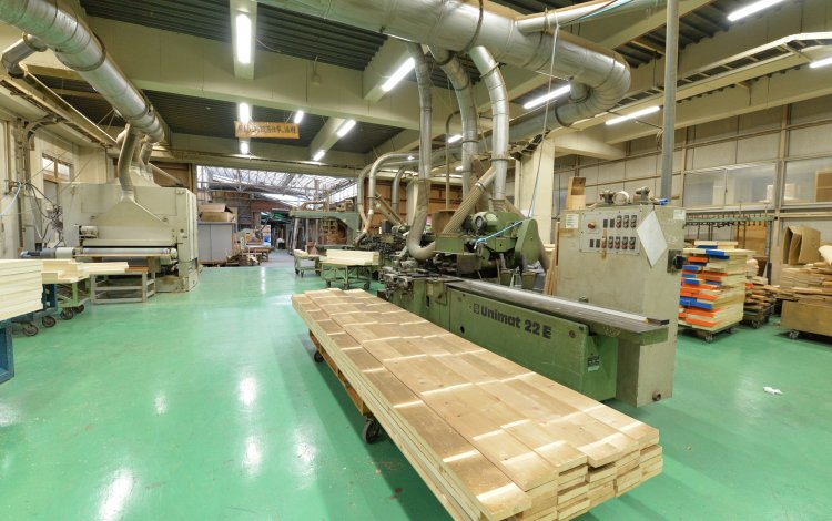 現場から反対の声もあがった国産材