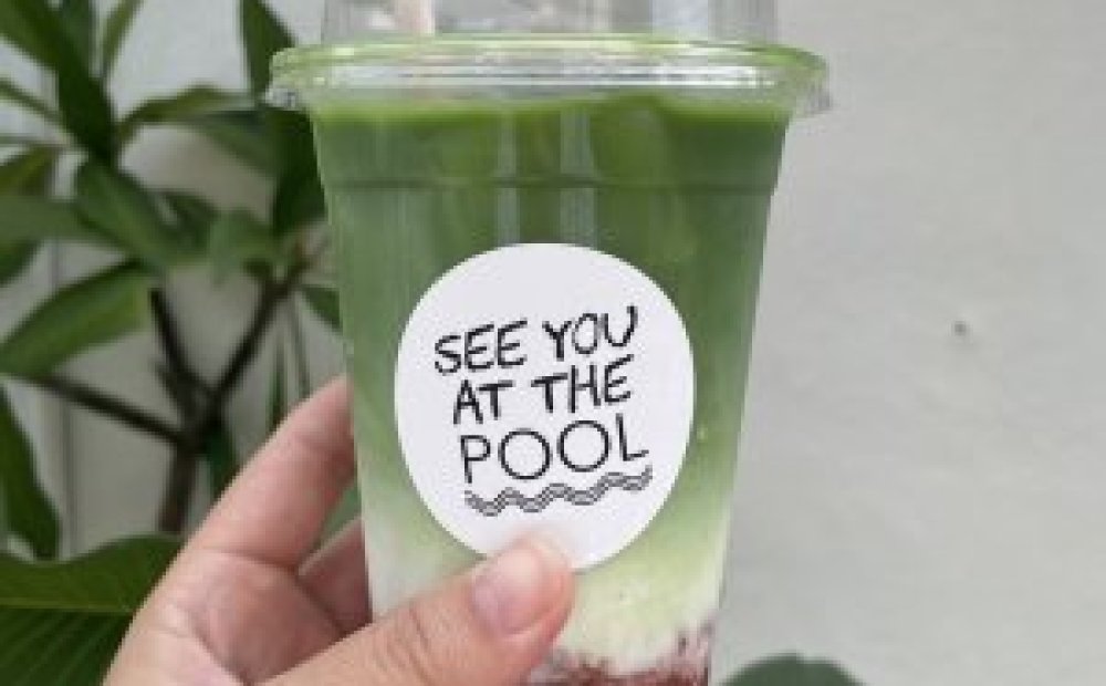 新島産苺抹茶ラテ