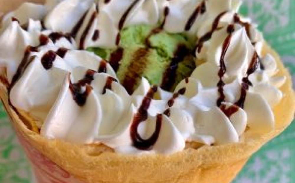 明日葉アイスクレープ