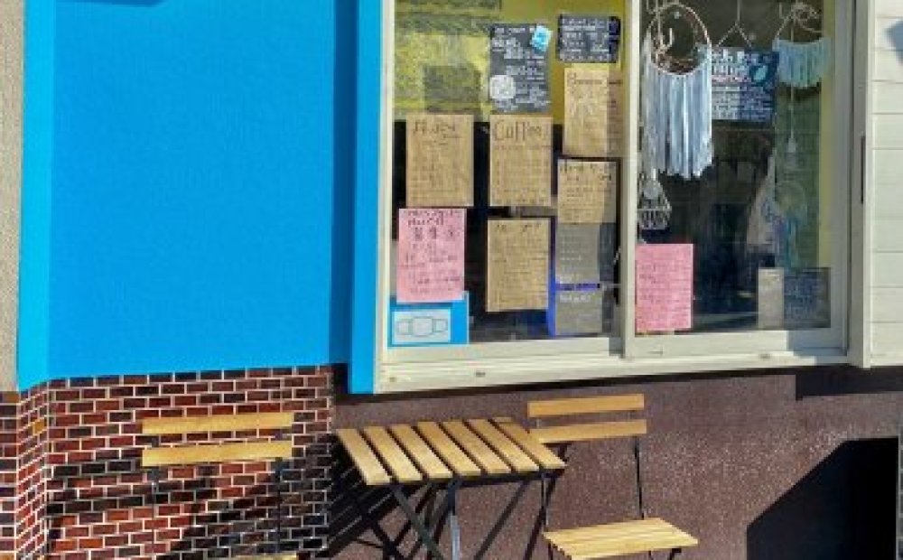 クロベェスタンド